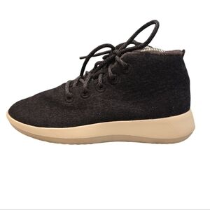 ALLBIRDS WOMEN'S WOOL RUNNER- UP MIZZLES. SIZE 8
